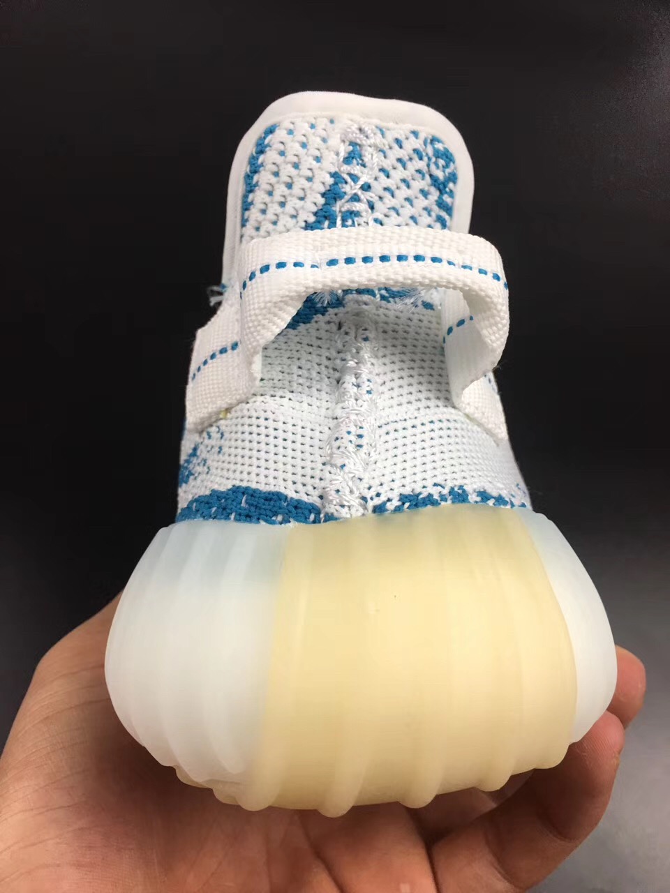 Super Max C4 Yeezy 350 V2 Boost Blue White GS